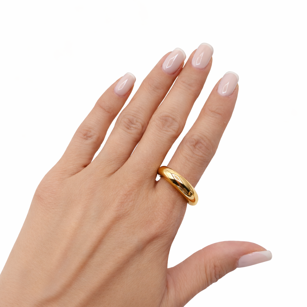 Sculpt Dome Gold Ring