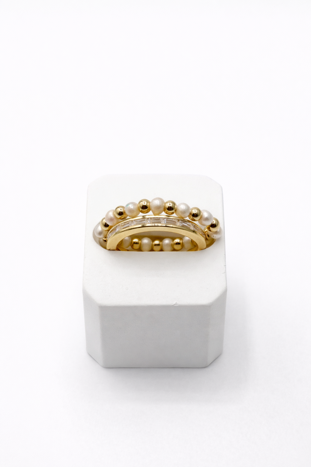 Bundle Pearl Form Ring & Mini Baguette Gold Ring