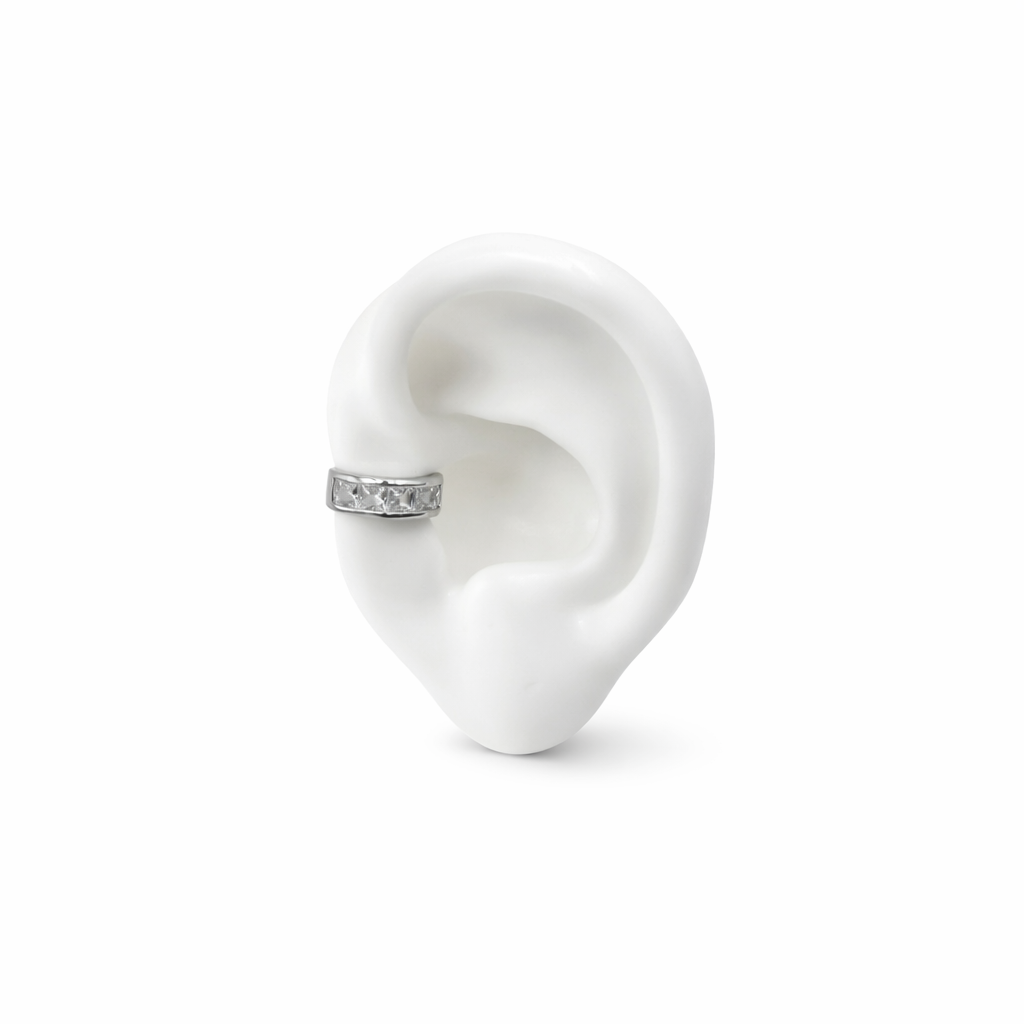 Soft Glow Mid Silver Ear Cuff