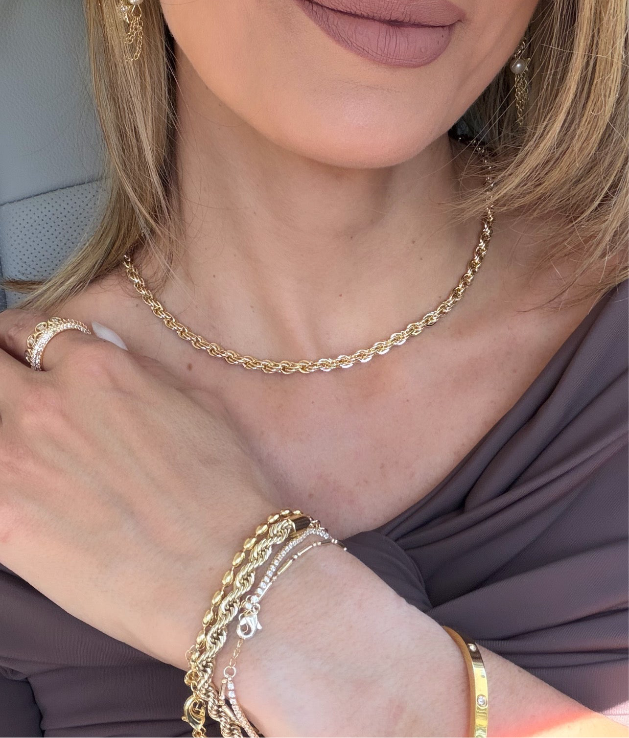 Golden Bow Chain Neckaces