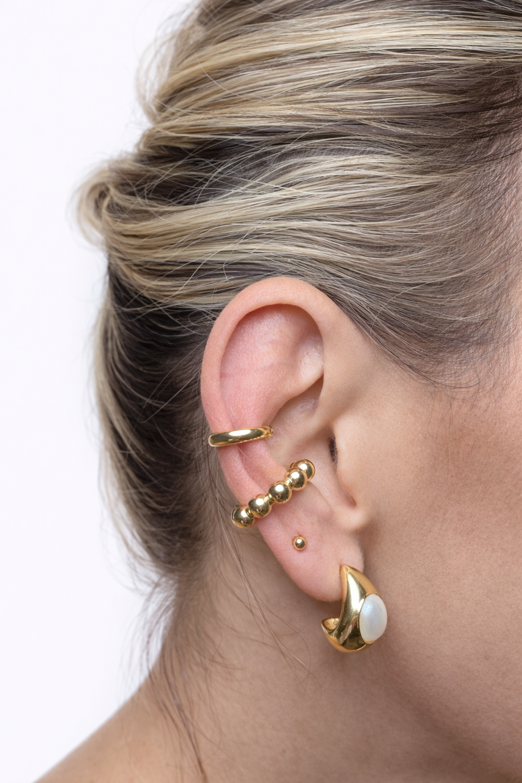 Mini Knot Gold Ear Cuff