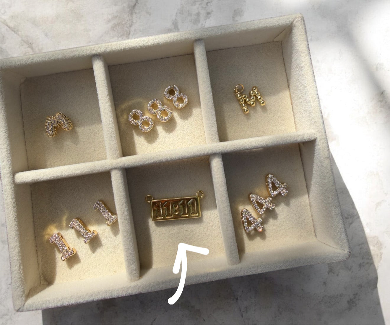 11:11 Manifest Charm