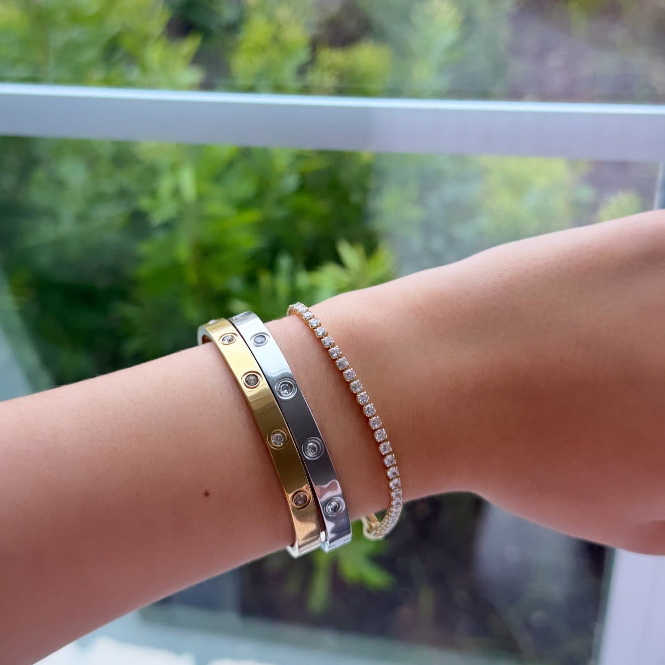 Crystal Bangle ~ Waterproof