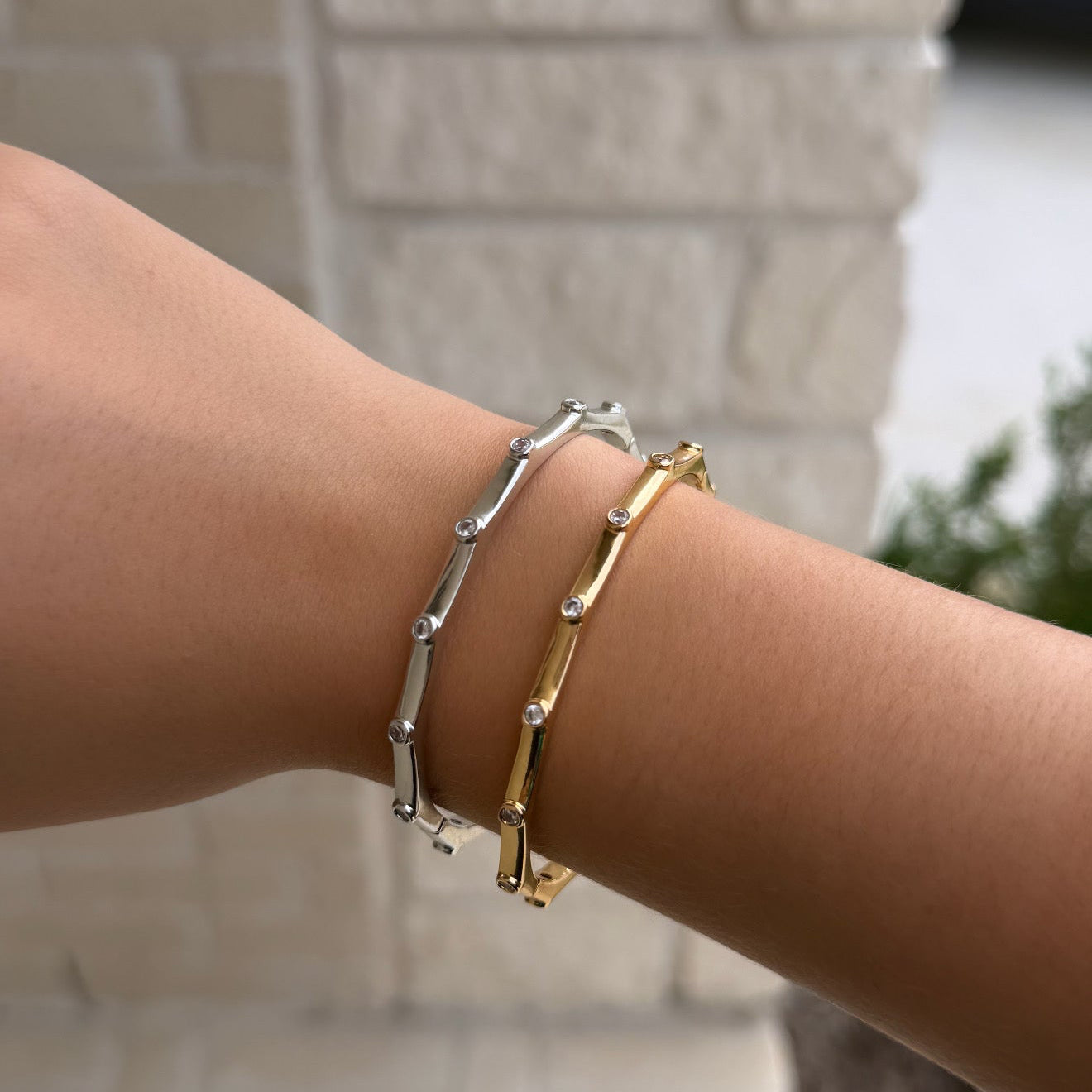 Luna Dot Bangle