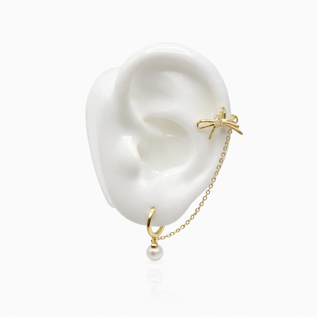 Lumi Chain Ear Cuff