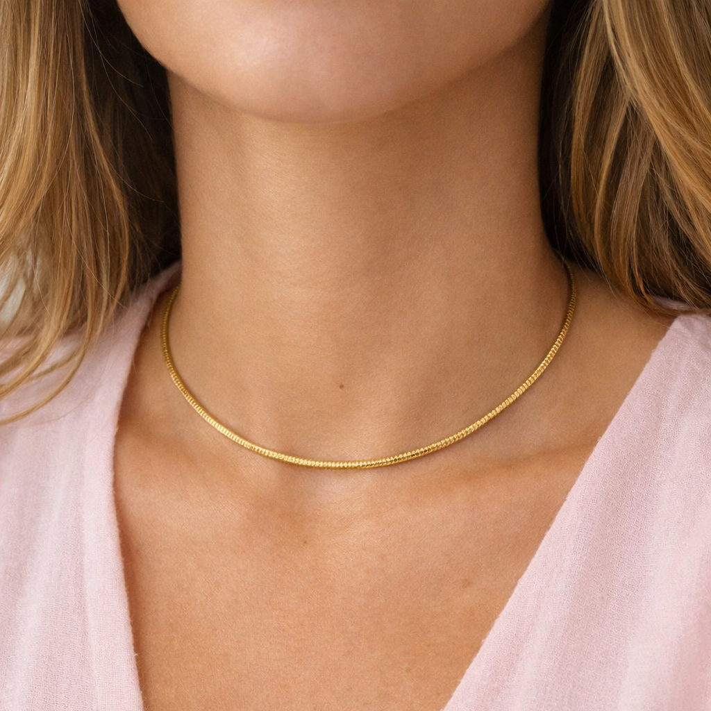 Slim Golden Circle Choker