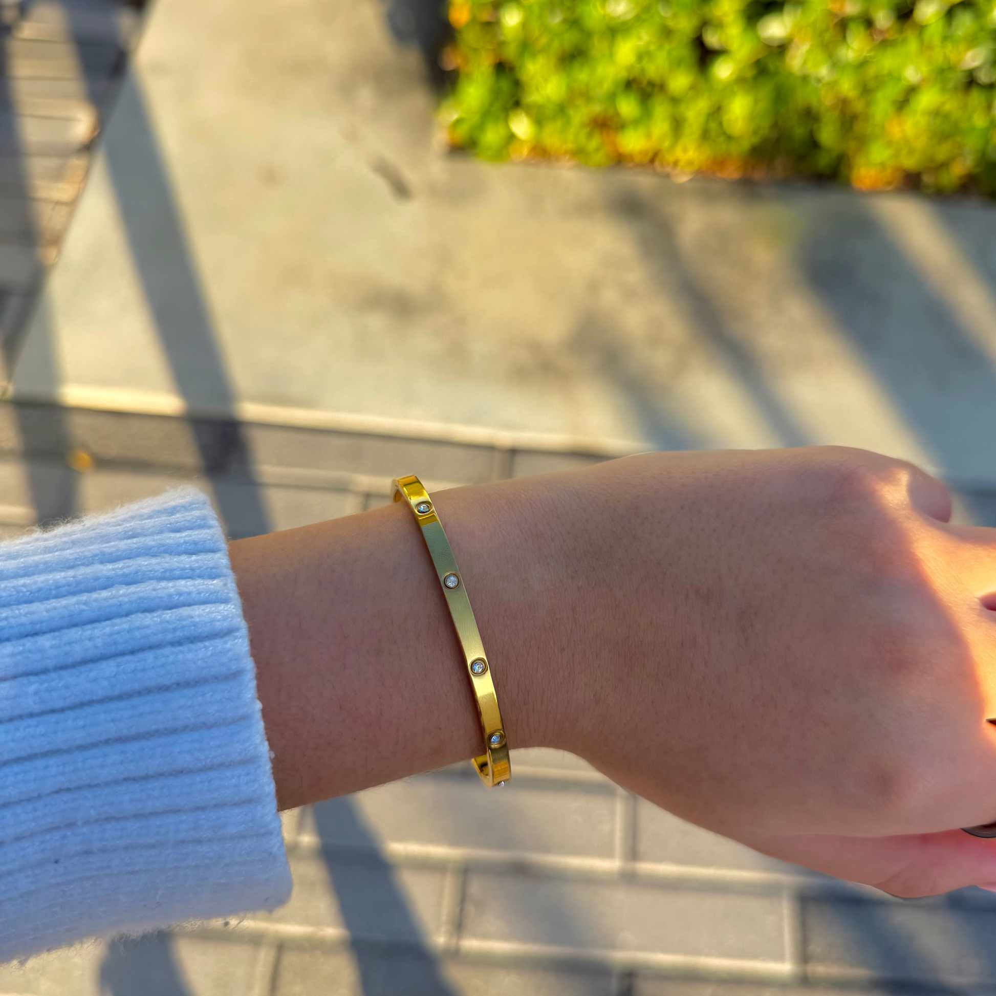 Golden Spark Zircon Bracelet