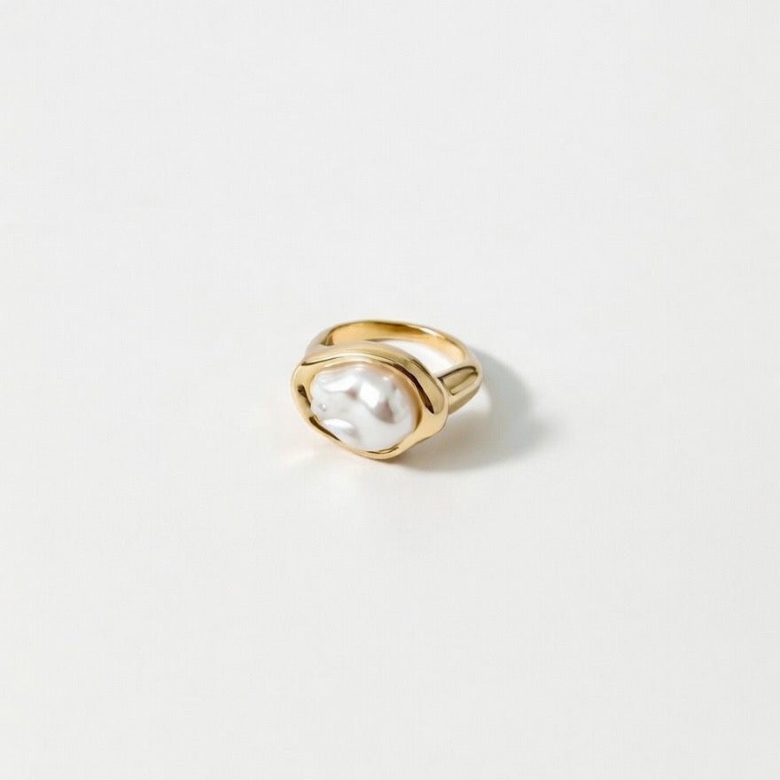 Golden Pearl Ring