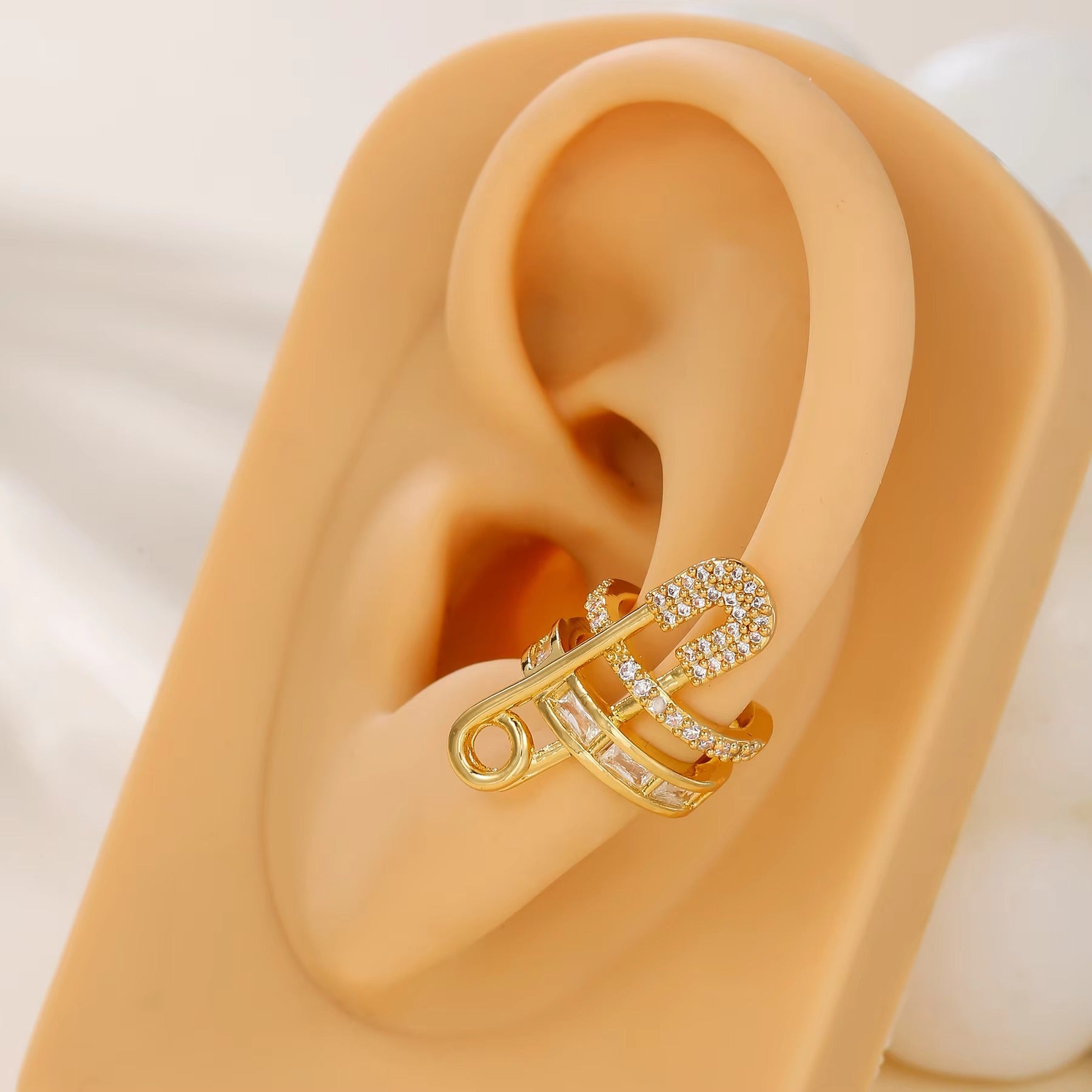 Sparkling Safety Pin Ear Cuff